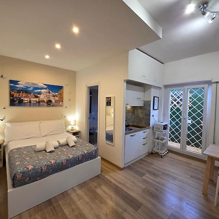 Simone'S Apartment Ρώμη Εξωτερικό φωτογραφία